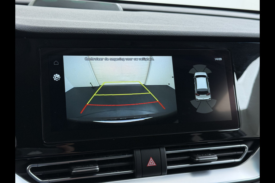 Kia e-Niro 204pk AUT. ExecutiveLine 64kWh SOH 100% Fase 3 Warmtepomp Leder Elek.Stoel+Memory JBL®-Audio Navi Ecc Camera Apple Carplay Andro Stoelverwarming+Koeling Stuurverwarming Lmv Privacy Glas DAB Vess Lane Assist Blind Spot Origineel Nederlandse Auto Dealeronderhouden