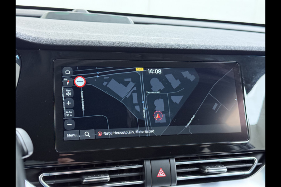Kia e-Niro 204pk AUT. ExecutiveLine 64kWh SOH 100% Fase 3 Warmtepomp Leder Elek.Stoel+Memory JBL®-Audio Navi Ecc Camera Apple Carplay Andro Stoelverwarming+Koeling Stuurverwarming Lmv Privacy Glas DAB Vess Lane Assist Blind Spot Origineel Nederlandse Auto Dealeronderhouden