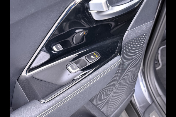 Kia e-Niro 204pk AUT. ExecutiveLine 64kWh SOH 100% Fase 3 Warmtepomp Leder Elek.Stoel+Memory JBL®-Audio Navi Ecc Camera Apple Carplay Andro Stoelverwarming+Koeling Stuurverwarming Lmv Privacy Glas DAB Vess Lane Assist Blind Spot Origineel Nederlandse Auto Dealeronderhouden