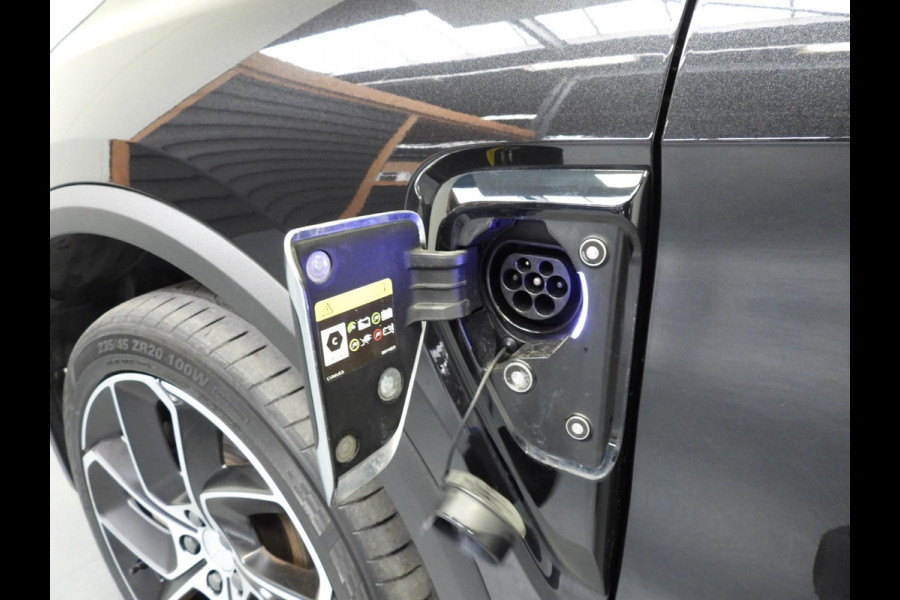 Lynk & Co 01 1.5 PHEV BlackLine NAVI/360CAM/SCHUIFDAK/LED/20"LMV!
