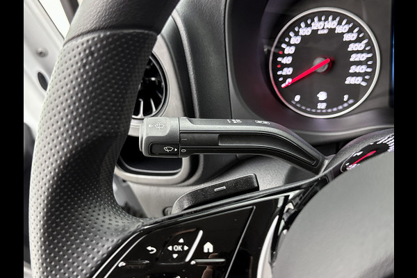 Mercedes-Benz Vito 116 CDI L2 Pro Trekhaak 2500kg Parkeerpakket Betimmering Navigatie Carplay