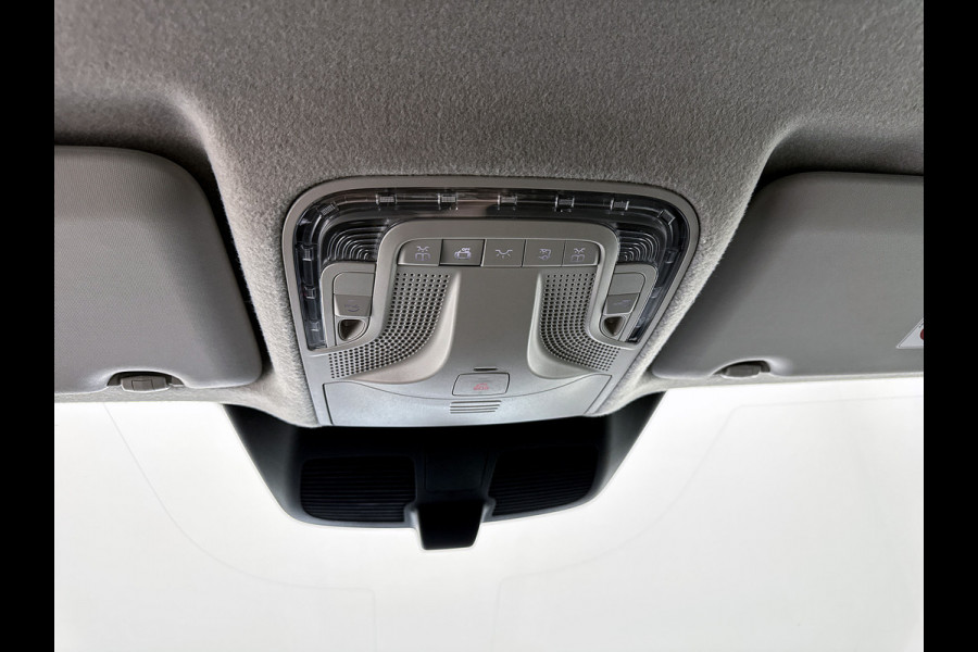 Mercedes-Benz Vito 116 CDI L2 Pro Trekhaak 2500kg Parkeerpakket Betimmering Navigatie Carplay