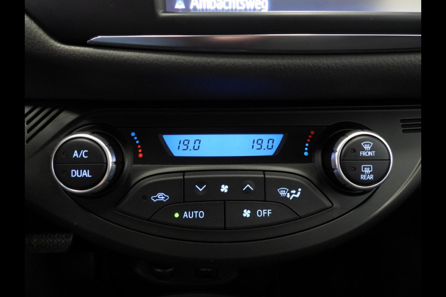 Toyota Yaris 1.5 Hybrid Active NAVI/CAMERA/CLIMA/CRUISE!