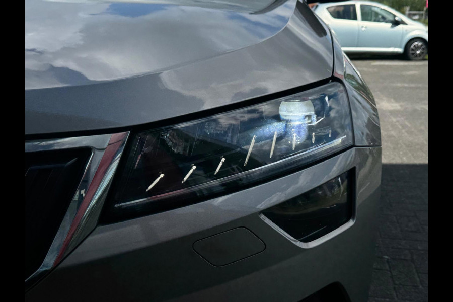 Škoda Karoq 1.5 TSI ACT Style Business Vol ! | 1e Eigenaar | Memory Seats | Adaptive Cruise | Camera | Parksens | Carplay | NAP |