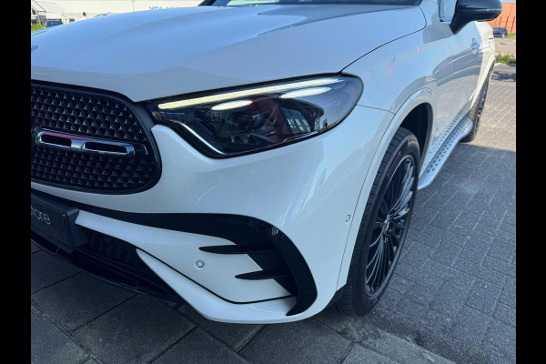 Mercedes-Benz GLC 400e 4MATIC AMG Line /Pano Full spec