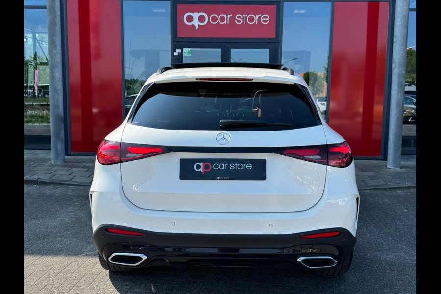 Mercedes-Benz GLC 400e 4MATIC AMG Line /Pano Full spec