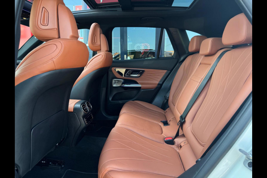 Mercedes-Benz GLC 400e 4MATIC AMG Line /Pano Full spec