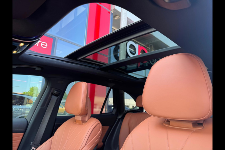 Mercedes-Benz GLC 400e 4MATIC AMG Line /Pano Full spec