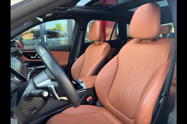Mercedes-Benz GLC 400e 4MATIC AMG Line /Pano Full spec