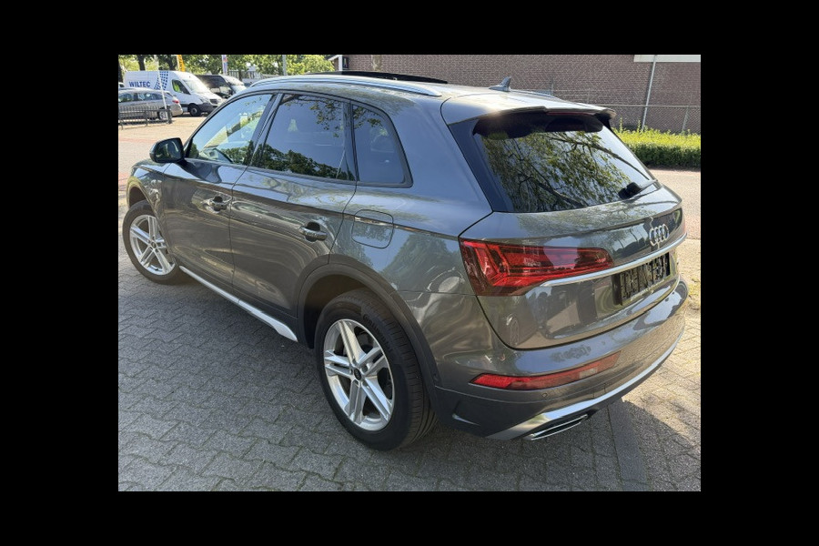 Audi Q5 50 TFSI e Quattro, S-Line,Panorama,Virtueel,Leder Alcantara,Adap Cruisecontrol,