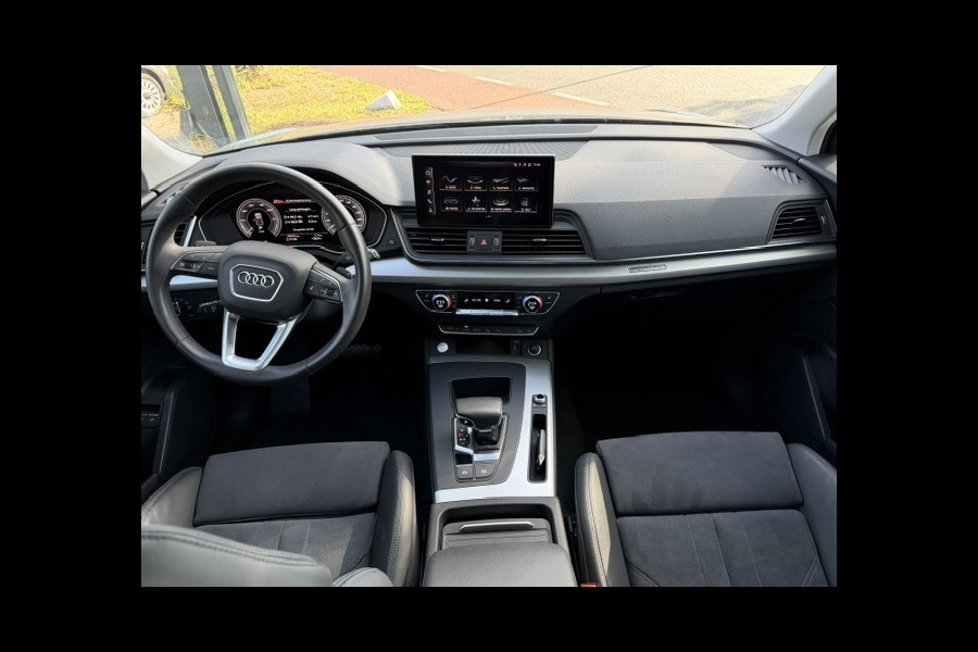 Audi Q5 50 TFSI e Quattro, S-Line,Panorama,Virtueel,Leder Alcantara,Adap Cruisecontrol,