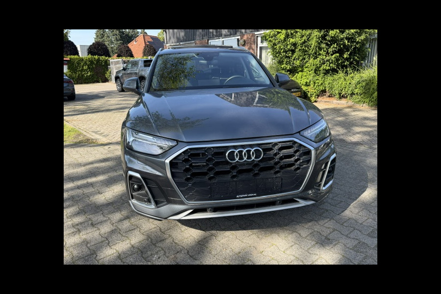 Audi Q5 50 TFSI e Quattro, S-Line,Panorama,Virtueel,Leder Alcantara,Adap Cruisecontrol,