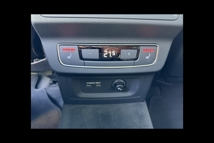 Audi Q5 50 TFSI e Quattro, S-Line,Panorama,Virtueel,Leder Alcantara,Adap Cruisecontrol,