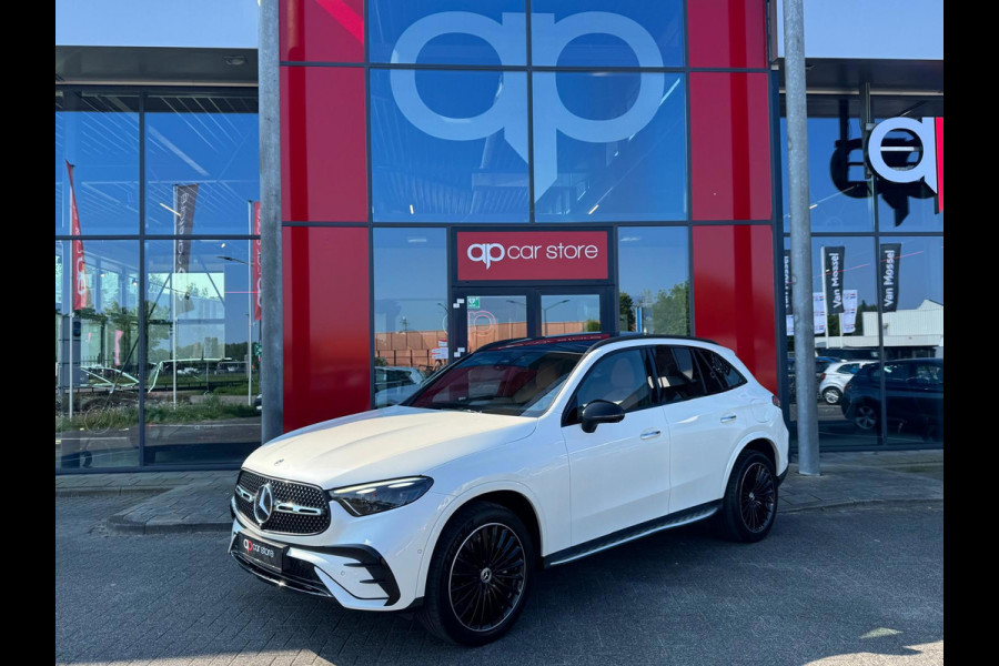 Mercedes-Benz GLC 400e 4MATIC AMG Line /Pano Full spec