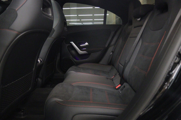 Mercedes-Benz CLA-Klasse 250 e AMG Line PANO/CARPLAY/HUD/ACC/BLINDSPOT/VOL
