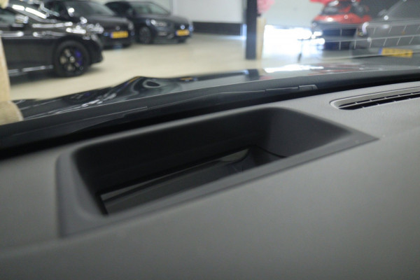 Mercedes-Benz CLA-Klasse 250 e AMG Line PANO/CARPLAY/HUD/ACC/BLINDSPOT/VOL