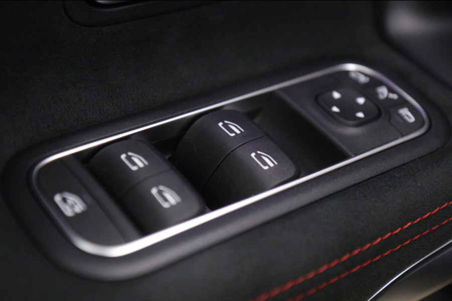 Mercedes-Benz CLA-Klasse 250 e AMG Line PANO/CARPLAY/HUD/ACC/BLINDSPOT/VOL