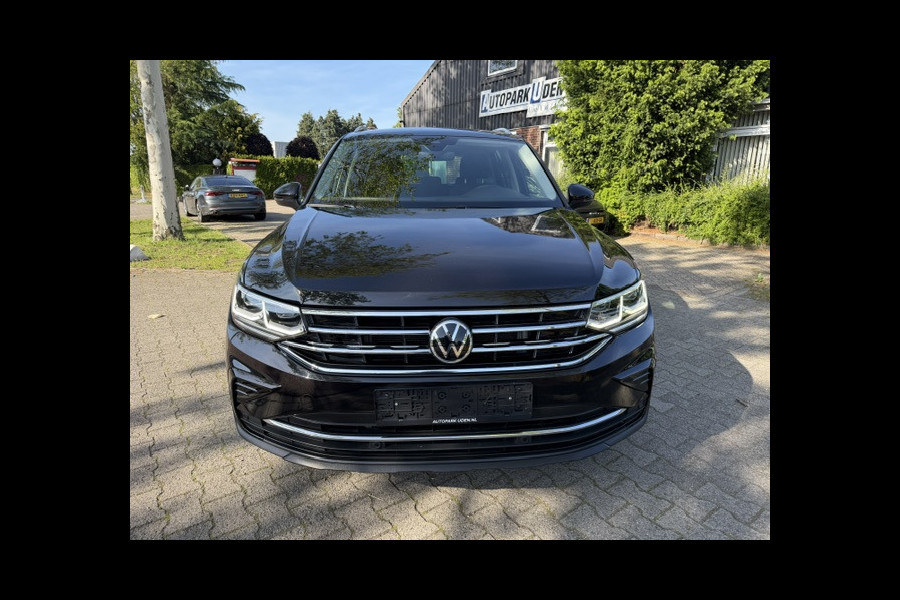 Volkswagen Tiguan 1.4 TSI eHybrid Elegance Business+,Navigatie-Camera,Elec trekhaak,Stoel/stuurverwarming,Park-control,