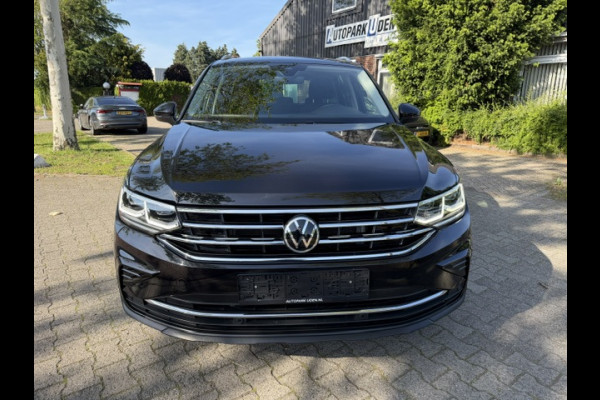 Volkswagen Tiguan 1.4 TSI eHybrid Elegance Business+,Navigatie-Camera,Elec trekhaak,Stoel/stuurverwarming,Park-control,