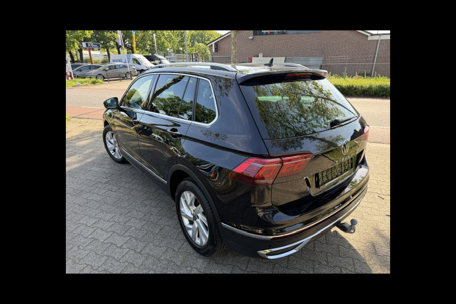 Volkswagen Tiguan 1.4 TSI eHybrid Elegance Business+,Navigatie-Camera,Elec trekhaak,Stoel/stuurverwarming,Park-control,