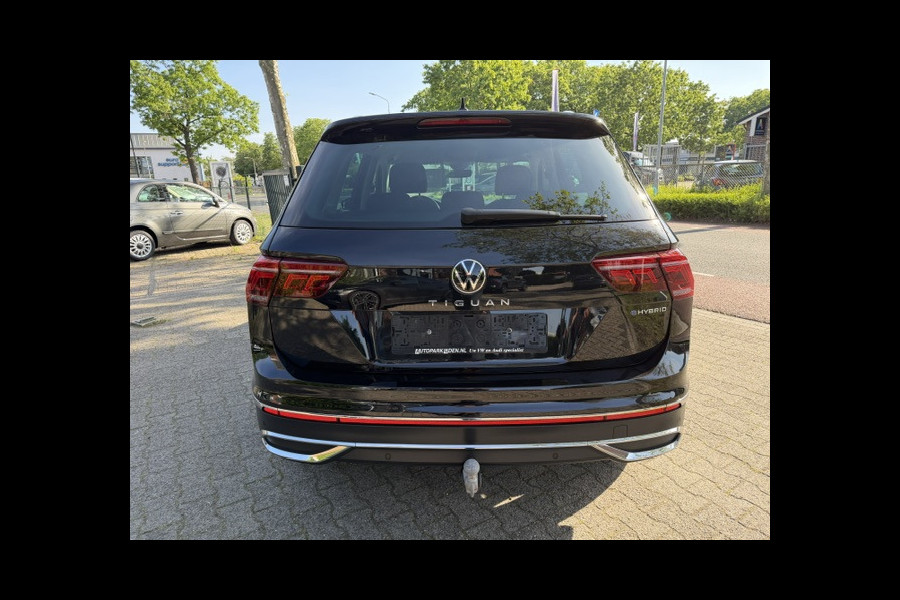 Volkswagen Tiguan 1.4 TSI eHybrid Elegance Business+,Navigatie-Camera,Elec trekhaak,Stoel/stuurverwarming,Park-control,