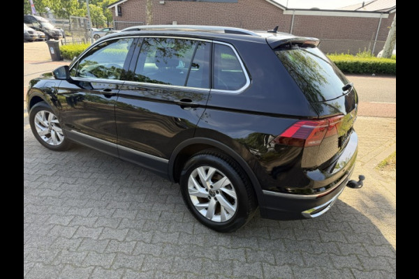 Volkswagen Tiguan 1.4 TSI eHybrid Elegance Business+,Navigatie-Camera,Elec trekhaak,Stoel/stuurverwarming,Park-control,