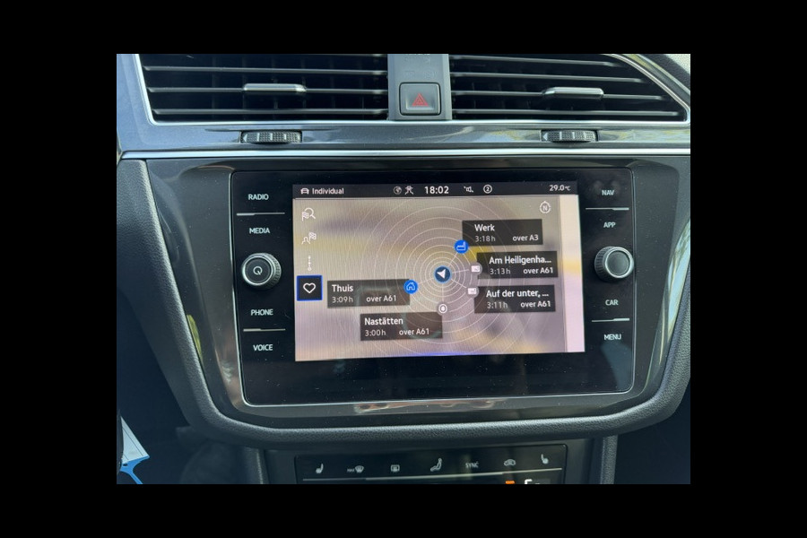 Volkswagen Tiguan 1.4 TSI eHybrid Elegance Business+,Navigatie-Camera,Elec trekhaak,Stoel/stuurverwarming,Park-control,