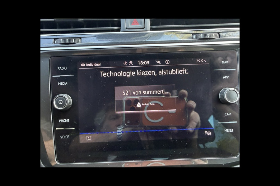 Volkswagen Tiguan 1.4 TSI eHybrid Elegance Business+,Navigatie-Camera,Elec trekhaak,Stoel/stuurverwarming,Park-control,