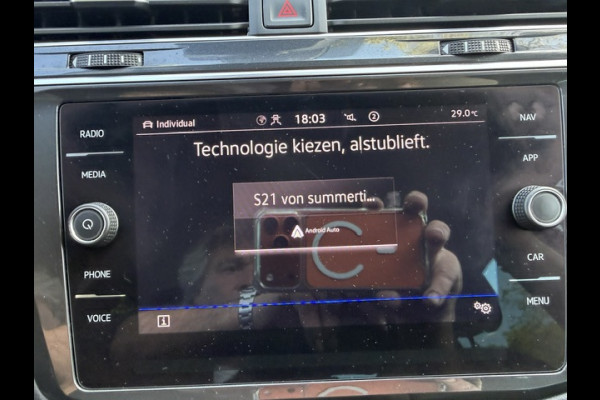 Volkswagen Tiguan 1.4 TSI eHybrid Elegance Business+,Navigatie-Camera,Elec trekhaak,Stoel/stuurverwarming,Park-control,