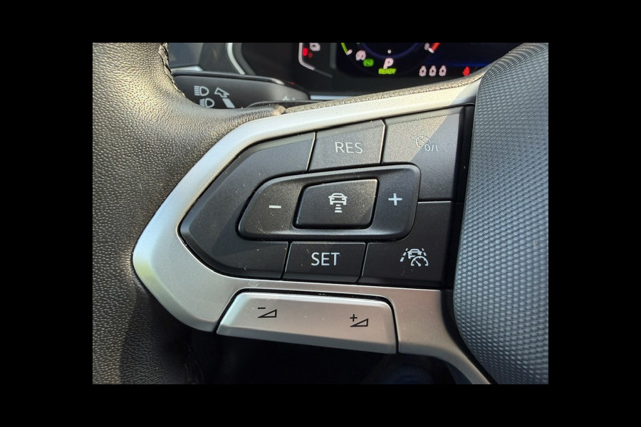 Volkswagen Tiguan 1.4 TSI eHybrid Elegance Business+,Navigatie-Camera,Elec trekhaak,Stoel/stuurverwarming,Park-control,