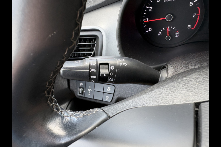 Kia Stonic 1.0 T-GDi DynamicLine CAMERA/NAVI/CARPLAY/TREKHAAK