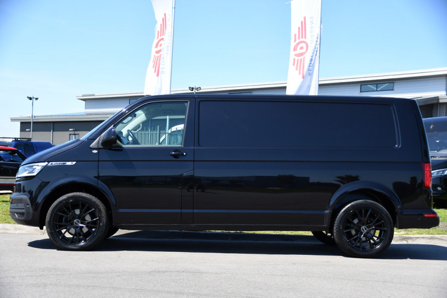 Volkswagen Transporter 2.0 TDI L2H1 30 Bulli Virtual, Adaptieve Cruise, Carplay, LED, 150pk, Automaat, Zelf inparkeren, Multimedia, Uniek!