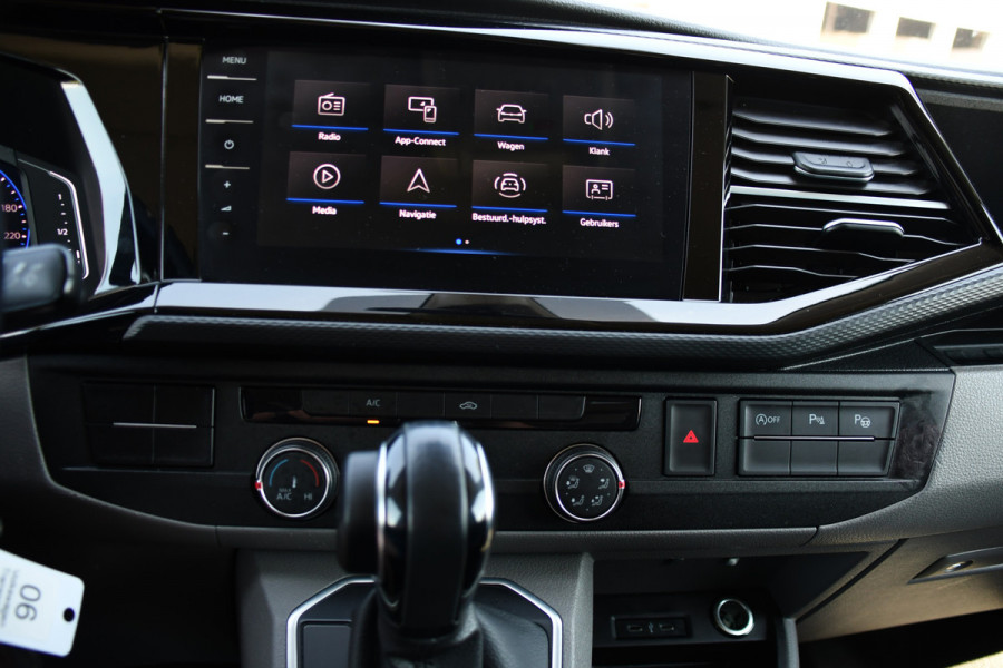 Volkswagen Transporter 2.0 TDI L2H1 30 Bulli Virtual, Adaptieve Cruise, Carplay, LED, 150pk, Automaat, Zelf inparkeren, Multimedia, Uniek!