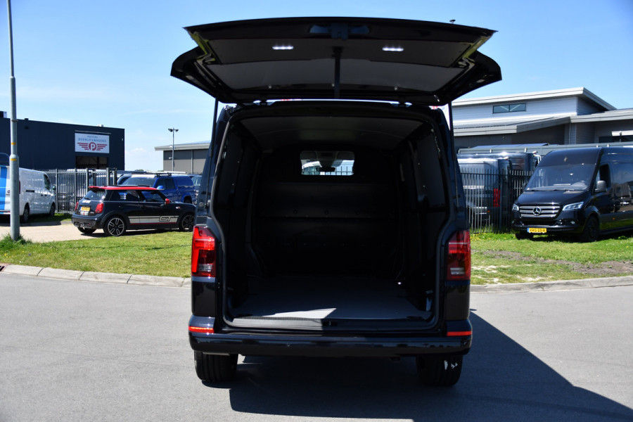 Volkswagen Transporter 2.0 TDI L2H1 30 Bulli Virtual, Adaptieve Cruise, Carplay, LED, 150pk, Automaat, Zelf inparkeren, Multimedia, Uniek!