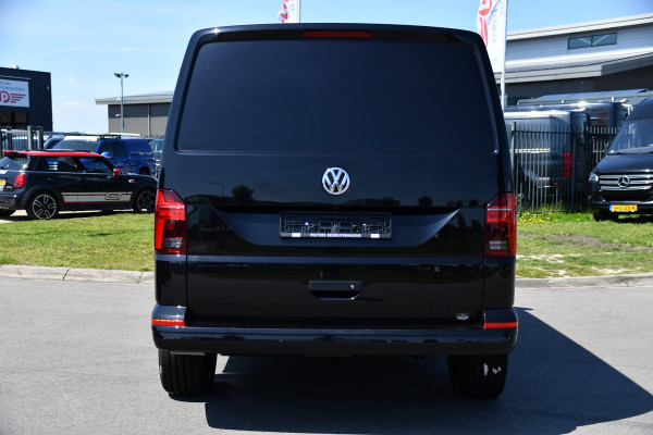 Volkswagen Transporter 2.0 TDI L2H1 30 Bulli Virtual, Adaptieve Cruise, Carplay, LED, 150pk, Automaat, Zelf inparkeren, Multimedia, Uniek!