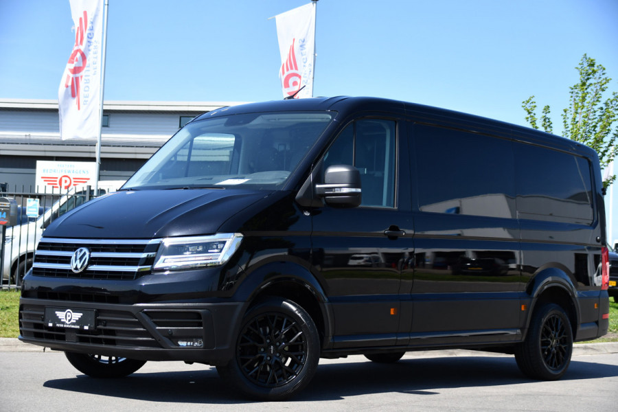 Volkswagen Crafter 35 2.0 TDI L3H2 Highline Black Edition Cruise, Carplay, Camera, LED, 177pk, Automaat, Stuurverwarming, Stoelverwarming, Uniek!