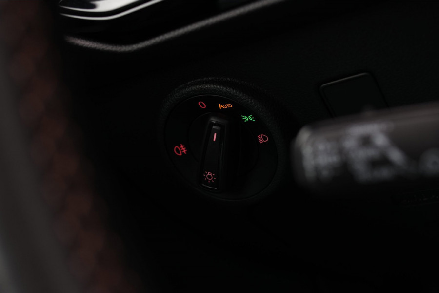 CUPRA Ateca 2.0 TSI 4DRIVE *Pano*Beats*Kuipstoelen*360 Camera*Trekhaak*