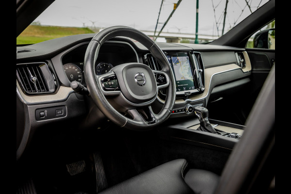 Volvo XC60 2.0 T5 AWD Inscription | Panoramadak | Trekhaak | Luchtvering