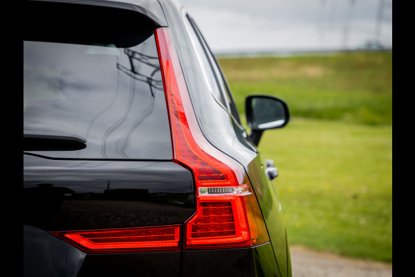 Volvo XC60 2.0 T5 AWD Inscription | Panoramadak | Trekhaak | Luchtvering