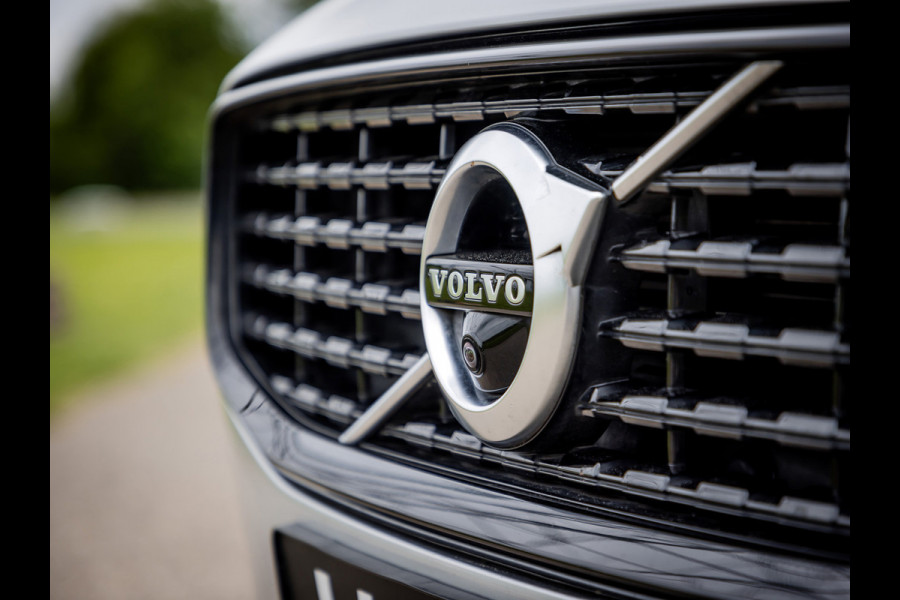 Volvo S60 2.0 T8 AWD Twin Engine Polestar Engineered |Panoramadak|Head-Up|Trekhaak