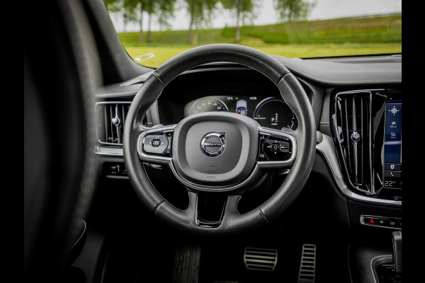 Volvo S60 2.0 T8 AWD Twin Engine Polestar Engineered |Panoramadak|Head-Up|Trekhaak
