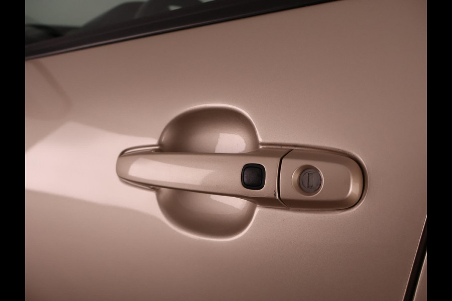 Toyota Aygo X 1.0 VVT-i S-CVT Envy Automaat | Keyless Entry & Start | Navigatie | Camera