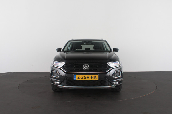 Volkswagen T-Roc 1.5 TSI Sport > Camera/Trekhaak/Winterpakket
