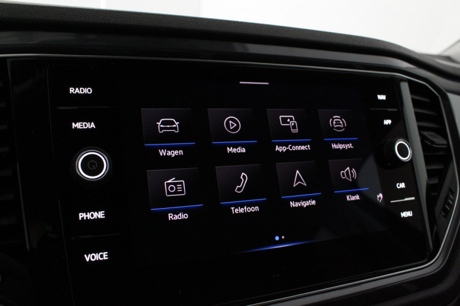 Volkswagen T-Roc 1.5 TSI Sport > Camera/Trekhaak/Winterpakket