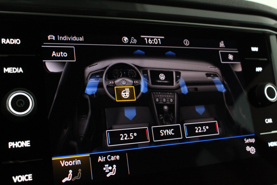 Volkswagen T-Roc 1.5 TSI Sport > Camera/Trekhaak/Winterpakket