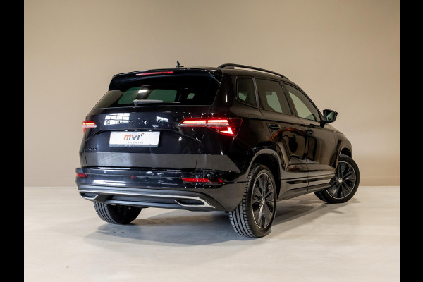 Škoda Karoq 1.5 TSI ACT Sportline Business / 150pk / Stoelverwarming voor en achter / Achteruitrij camera /