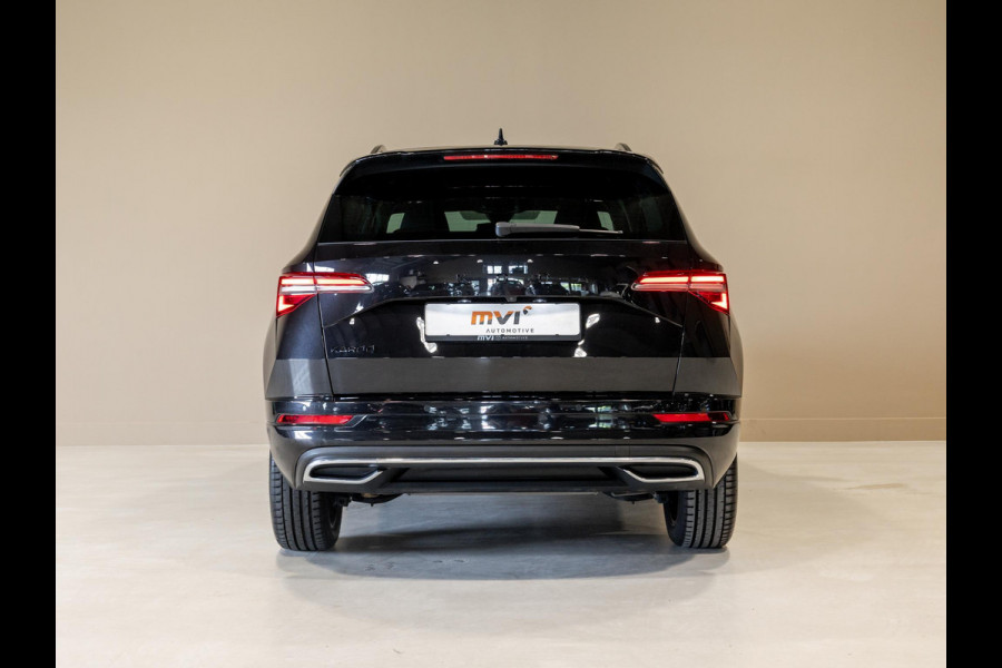 Škoda Karoq 1.5 TSI ACT Sportline Business / 150pk / Stoelverwarming voor en achter / Achteruitrij camera /