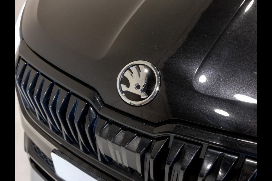 Škoda Karoq 1.5 TSI ACT Sportline Business / 150pk / Stoelverwarming voor en achter / Achteruitrij camera /