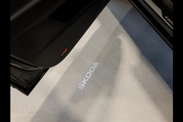 Škoda Karoq 1.5 TSI ACT Sportline Business / 150pk / Stoelverwarming voor en achter / Achteruitrij camera /