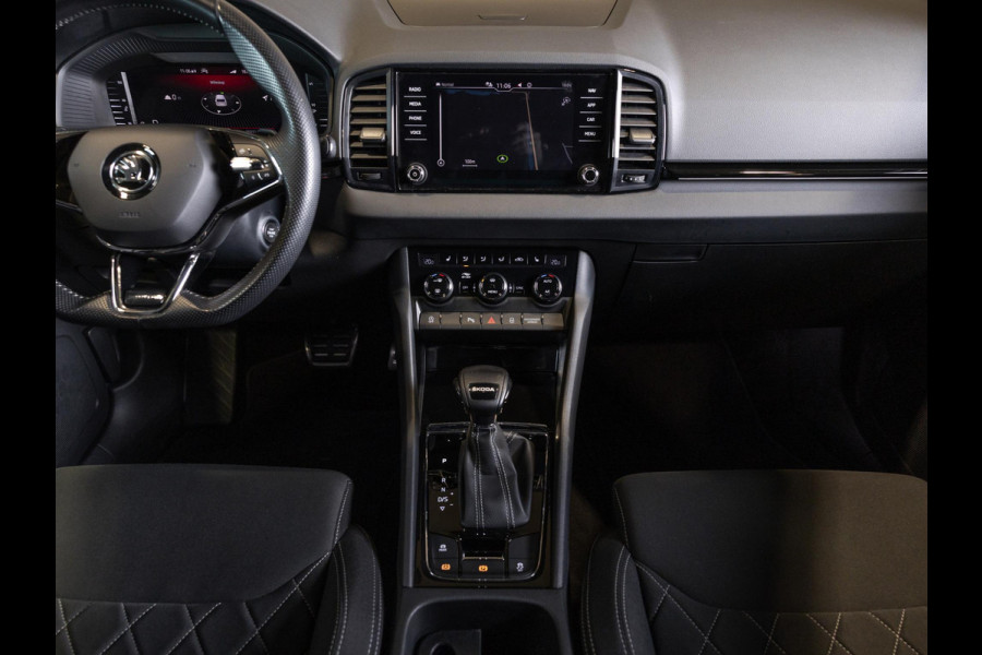 Škoda Karoq 1.5 TSI ACT Sportline Business / 150pk / Stoelverwarming voor en achter / Achteruitrij camera /